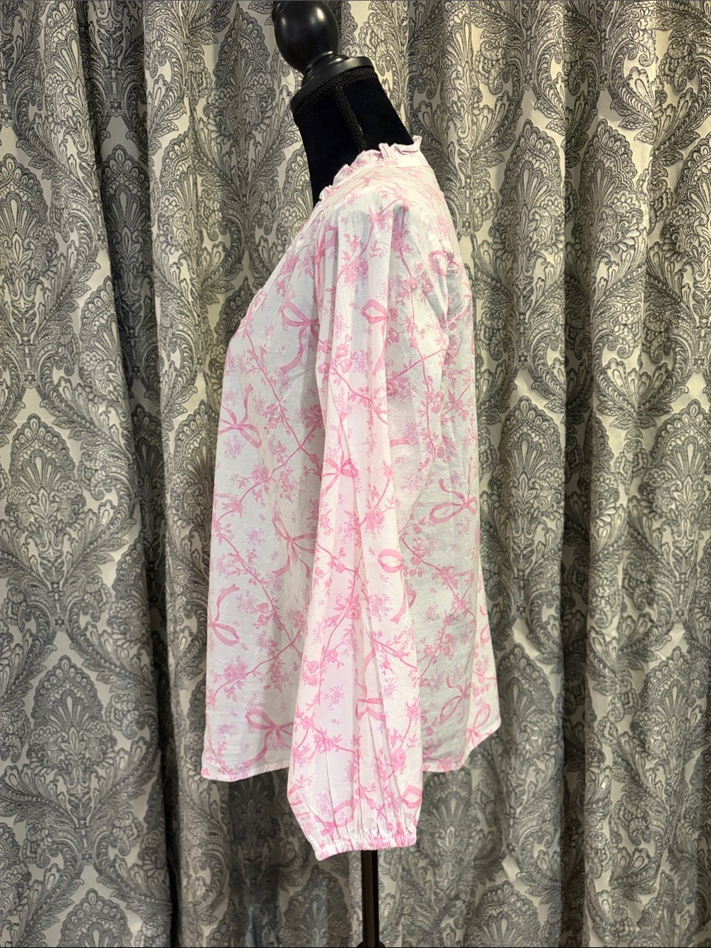 Lucky Brand 100% cotton button-down shirt with ruffles bows and flowers